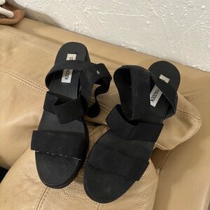 Steve Madden strapy heel